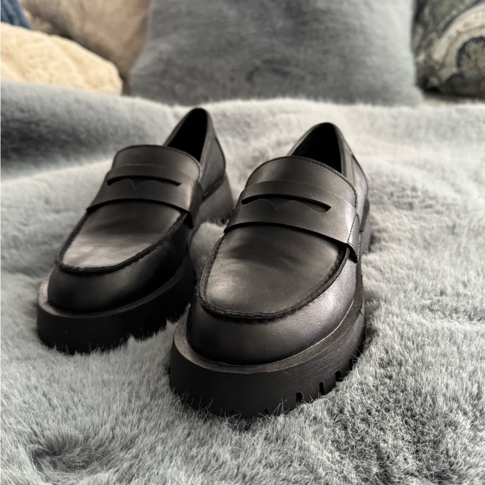 Steve Madden Black Chunky Lug Sole Penny Loafers